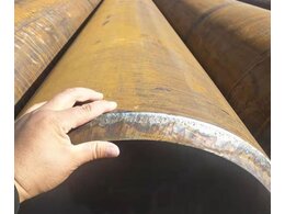 美德鋼管，直縫鋼管與無縫鋼管的區(qū)別與應用
